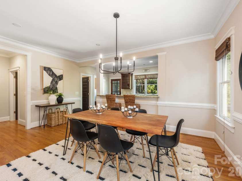 3315 Holt Street, Charlotte, NC 28205.  MLS# CAR4437036, YatesRealty ID 58517. 