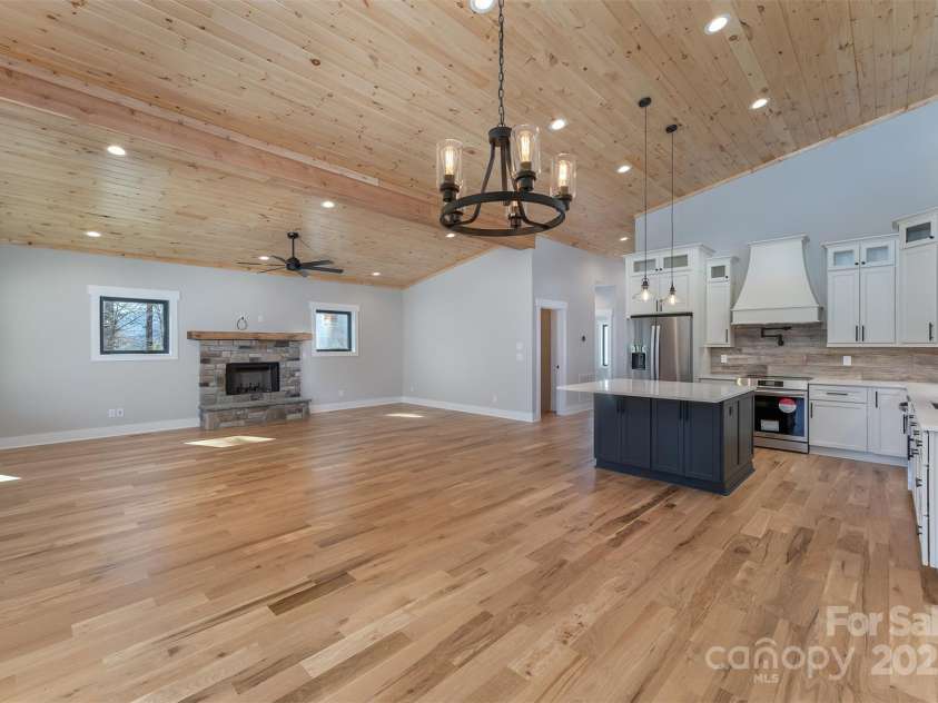 16 Taze Court, Black Mountain, NC 28711.  MLS# CAR4223551, YatesRealty ID 5852. 