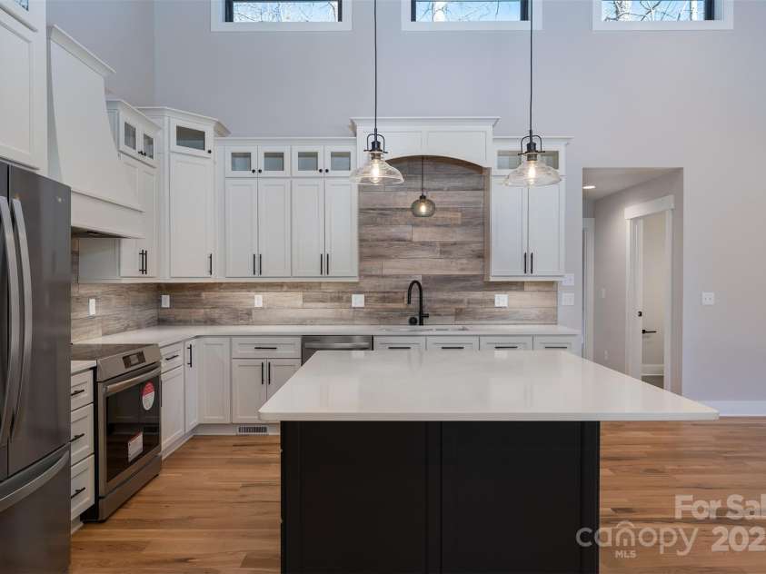 16 Taze Court, Black Mountain, NC 28711.  MLS# CAR4223551, YatesRealty ID 5852. 