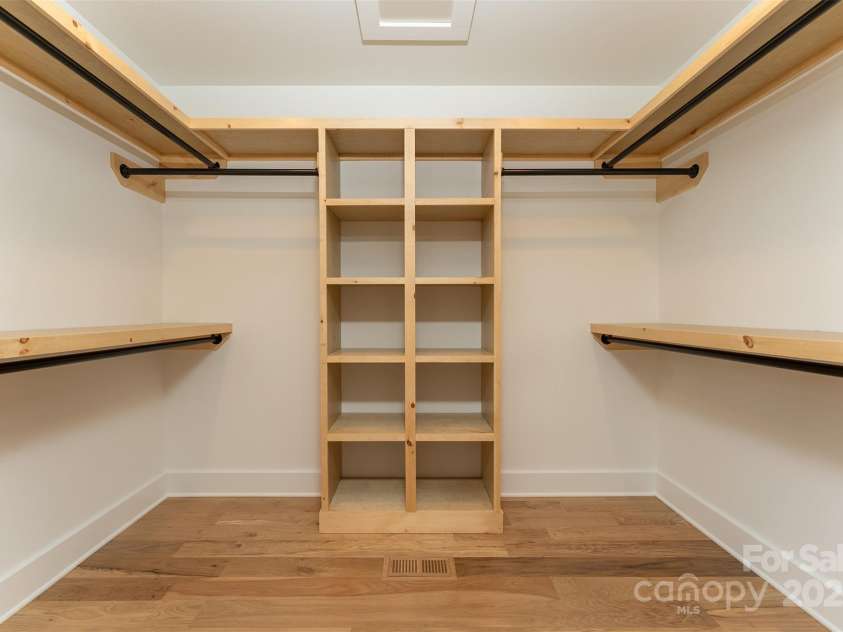 16 Taze Court, Black Mountain, NC 28711.  MLS# CAR4223551, YatesRealty ID 5852. 