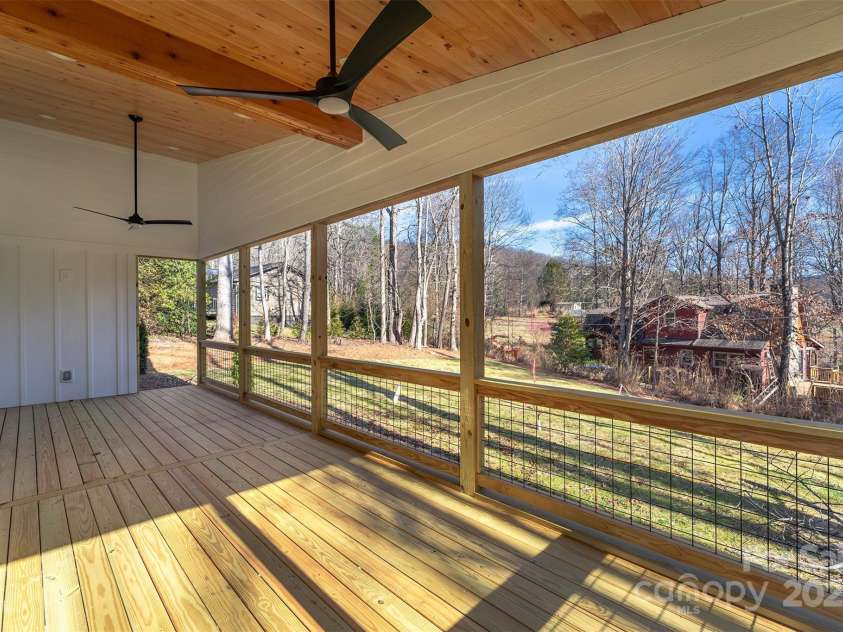 16 Taze Court, Black Mountain, NC 28711.  MLS# CAR4223551, YatesRealty ID 5852. 