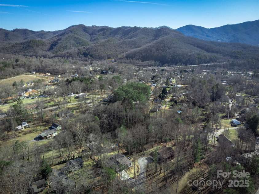 16 Taze Court, Black Mountain, NC 28711.  MLS# CAR4223551, YatesRealty ID 5852. 