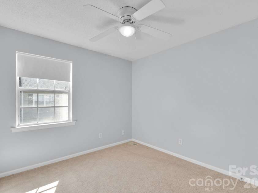 8510 Castle Pine Court, Charlotte, NC 28226.  MLS# CAR4333747, YatesRealty ID 5852. 