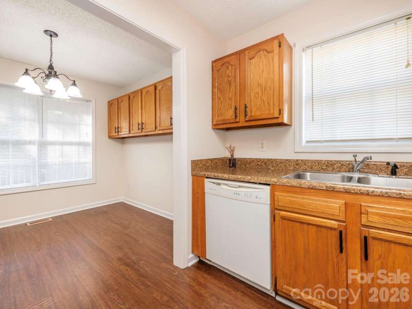 239 Candle Court, Concord, NC 28027.  MLS# CAR4429401, YatesRealty ID 58524. 