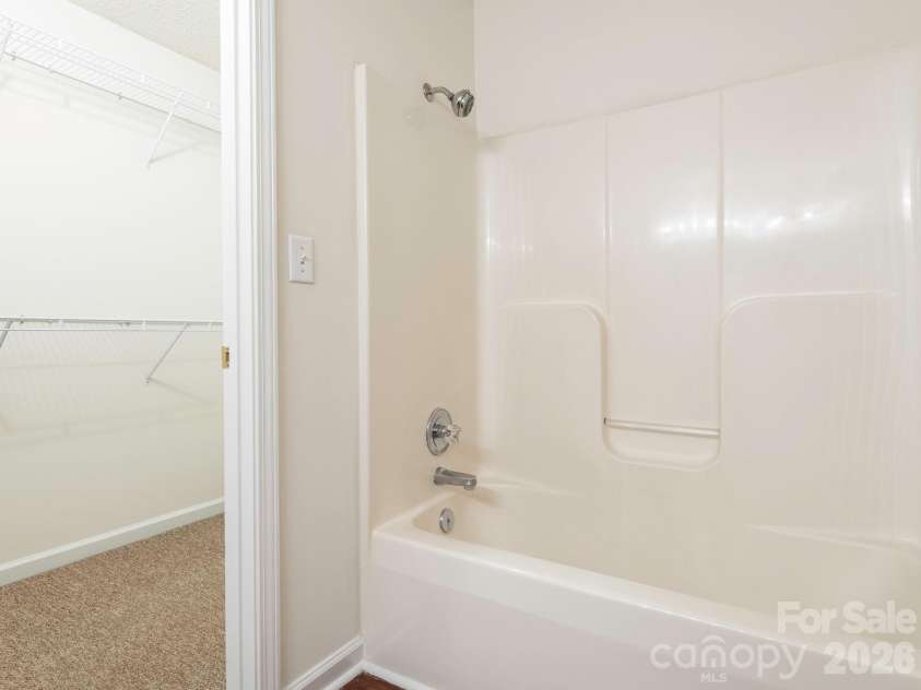 239 Candle Court, Concord, NC 28027.  MLS# CAR4429401, YatesRealty ID 58524. Primary Bath