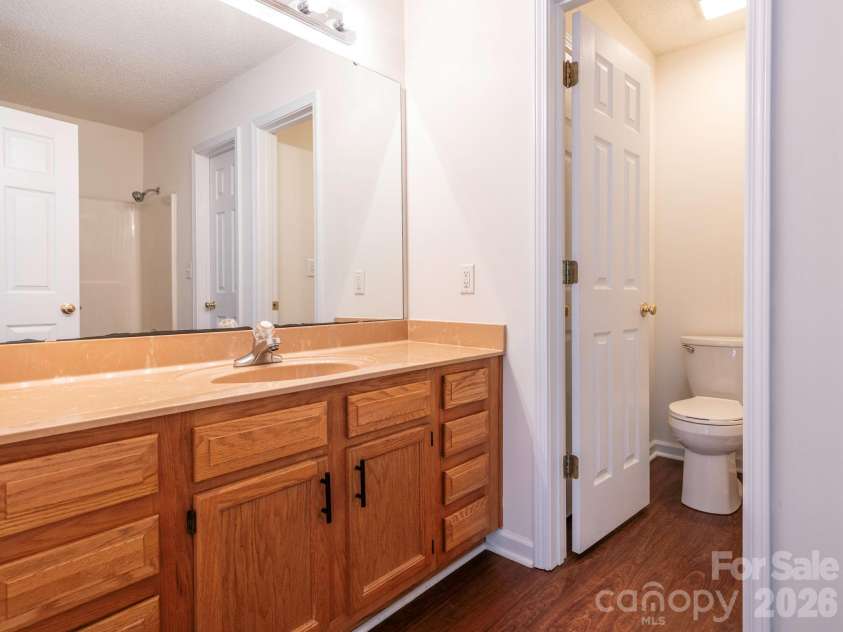 239 Candle Court, Concord, NC 28027.  MLS# CAR4429401, YatesRealty ID 58524. Primary Bathroom