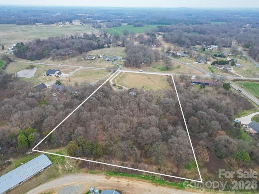 3211 Old Camden Road, Monroe, NC 28110.  MLS# CAR4352269, YatesRealty ID 5853. 