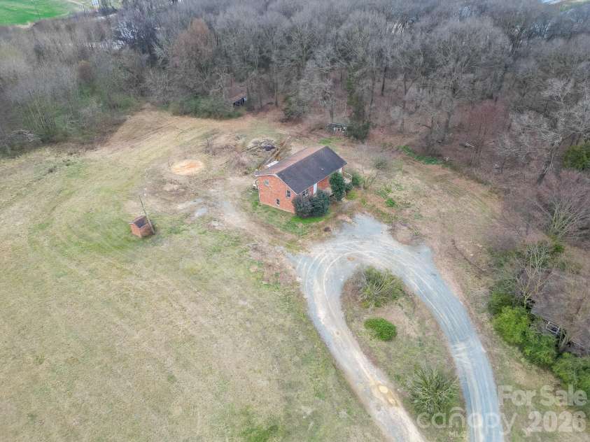 3211 Old Camden Road, Monroe, NC 28110.  MLS# CAR4352269, YatesRealty ID 5853. 