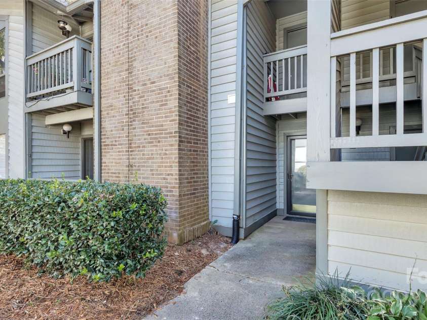 5020 Sardis Road, Charlotte, NC 28270.  MLS# CAR4215591, YatesRealty ID 5853. 