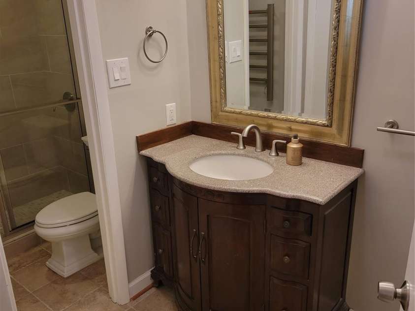 5020 Sardis Road, Charlotte, NC 28270.  MLS# CAR4215591, YatesRealty ID 5853. 