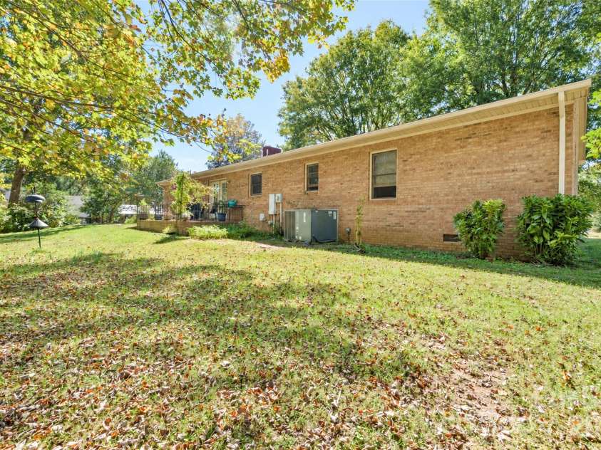 206 Bleynat Street, Valdese, NC 28690.  MLS# CAR4437681, YatesRealty ID 58532. 