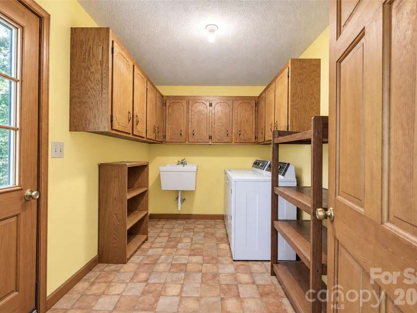 206 Bleynat Street, Valdese, NC 28690.  MLS# CAR4437681, YatesRealty ID 58532. 