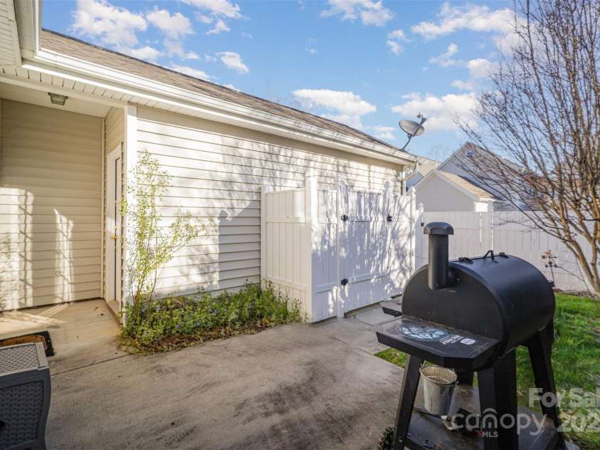 4108 Twenty Grand Drive, Indian Trail, NC 28079.  MLS# CAR4237120, YatesRealty ID 5854. 