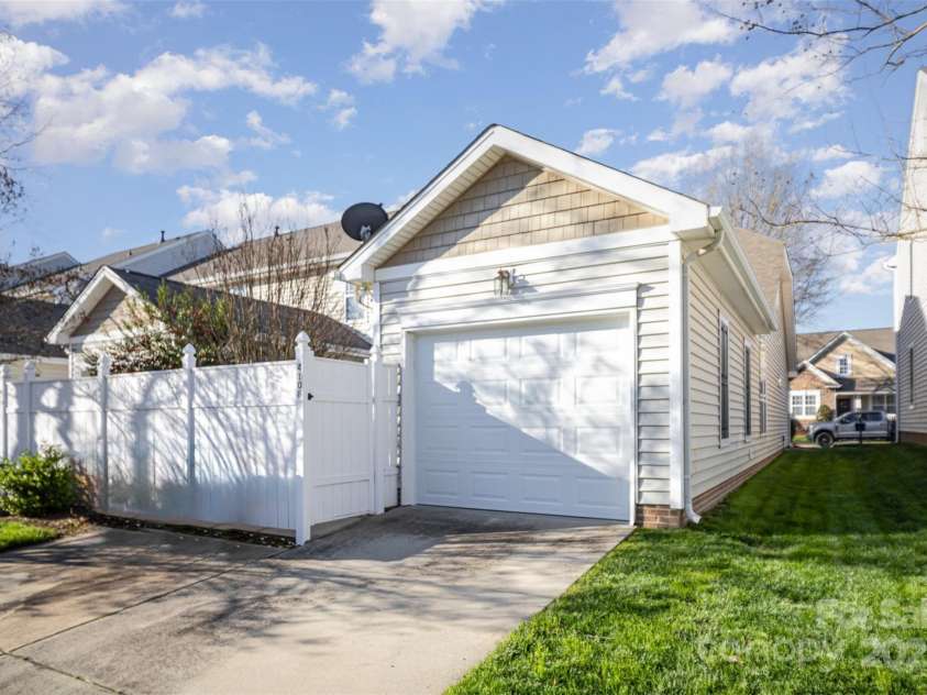 4108 Twenty Grand Drive, Indian Trail, NC 28079.  MLS# CAR4237120, YatesRealty ID 5854. 