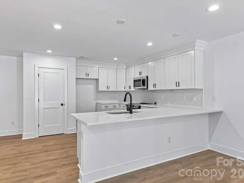 140 Four Andrews Drive, Harmony, NC 28634.  MLS# CAR4435471, YatesRealty ID 58541. 
