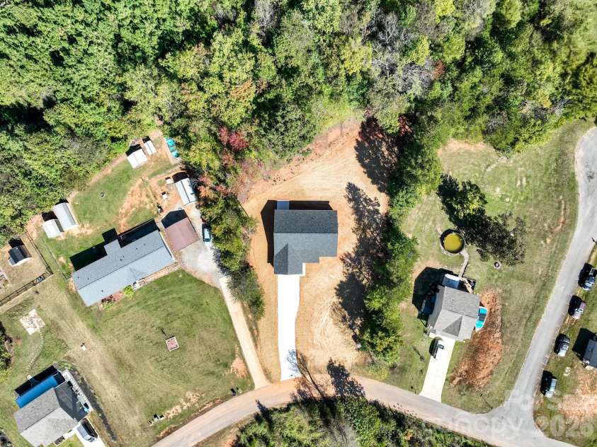 140 Four Andrews Drive, Harmony, NC 28634.  MLS# CAR4435471, YatesRealty ID 58541. 