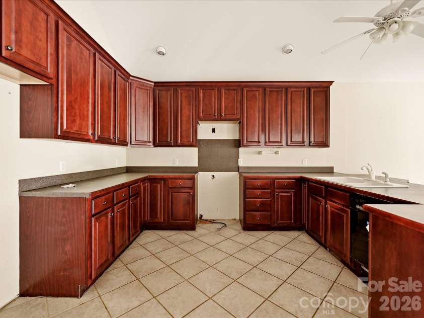 1704 Colfax Drive, Concord, NC 28025.  MLS# CAR4437717, YatesRealty ID 58546. 