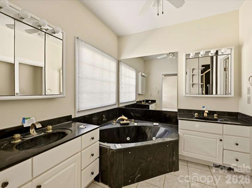 1704 Colfax Drive, Concord, NC 28025.  MLS# CAR4437717, YatesRealty ID 58546. 
