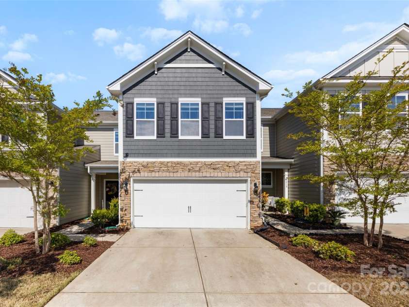 1212 Croft Drive, Fort Mill, SC 29708.  MLS# CAR4242324, YatesRealty ID 5855. 