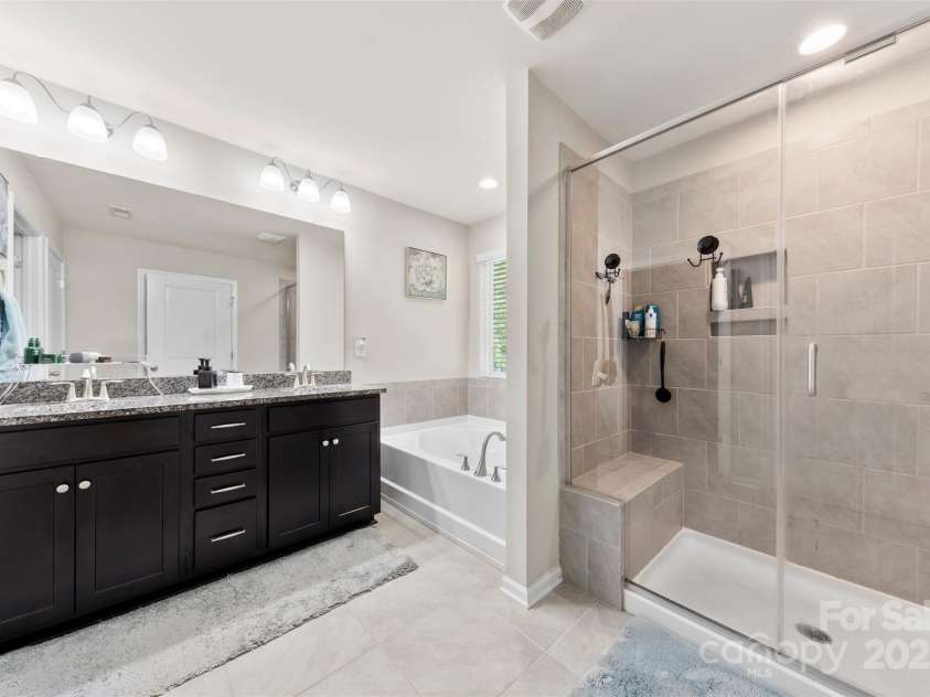 1212 Croft Drive, Fort Mill, SC 29708.  MLS# CAR4242324, YatesRealty ID 5855. Large sized primary bathroom