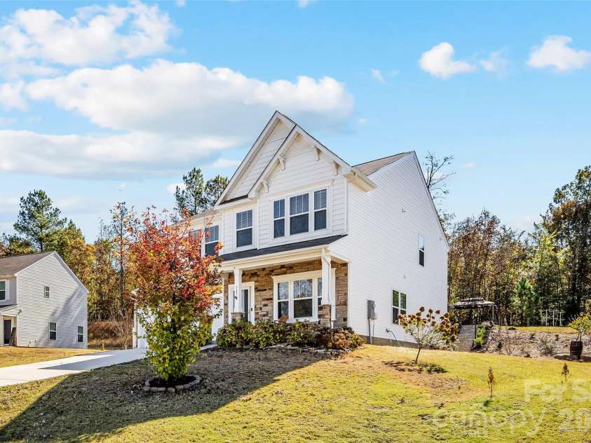 723 Yorkshire Drive, Albemarle, NC 28001.  MLS# CAR4314310, YatesRealty ID 5855. 