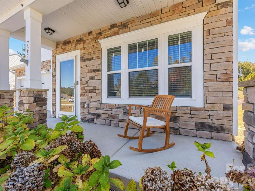 723 Yorkshire Drive, Albemarle, NC 28001.  MLS# CAR4314310, YatesRealty ID 5855. 