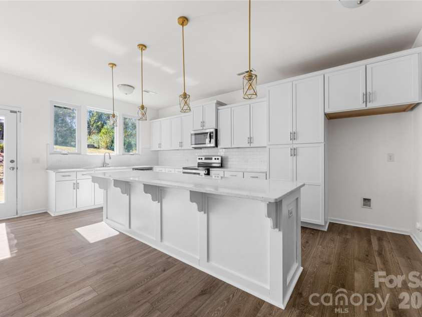 723 Yorkshire Drive, Albemarle, NC 28001.  MLS# CAR4314310, YatesRealty ID 5855. 