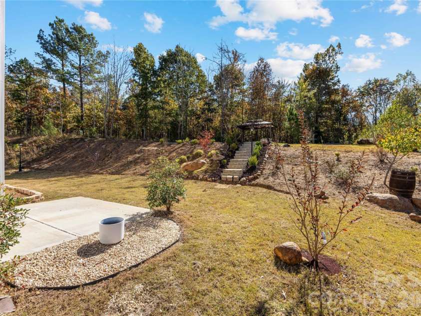 723 Yorkshire Drive, Albemarle, NC 28001.  MLS# CAR4314310, YatesRealty ID 5855. 
