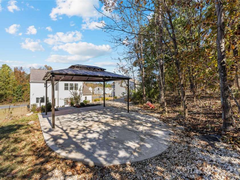 723 Yorkshire Drive, Albemarle, NC 28001.  MLS# CAR4314310, YatesRealty ID 5855. 