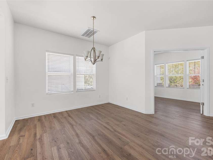 723 Yorkshire Drive, Albemarle, NC 28001.  MLS# CAR4314310, YatesRealty ID 5855. Dinning room