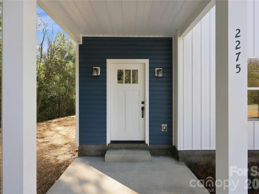 2275 Jake Alexander Boulevard, Salisbury, NC 28146.  MLS# CAR4421580, YatesRealty ID 58557. 