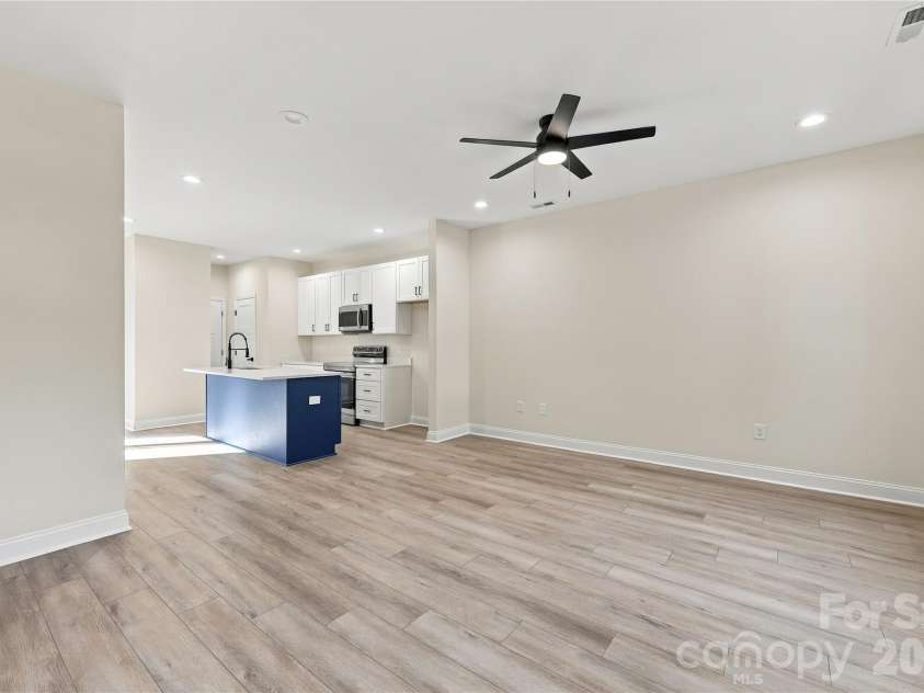 2275 Jake Alexander Boulevard, Salisbury, NC 28146.  MLS# CAR4421580, YatesRealty ID 58557. 