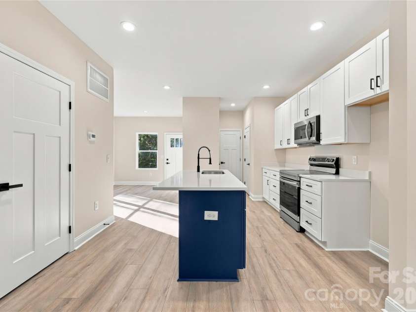 2275 Jake Alexander Boulevard, Salisbury, NC 28146.  MLS# CAR4421580, YatesRealty ID 58557. 