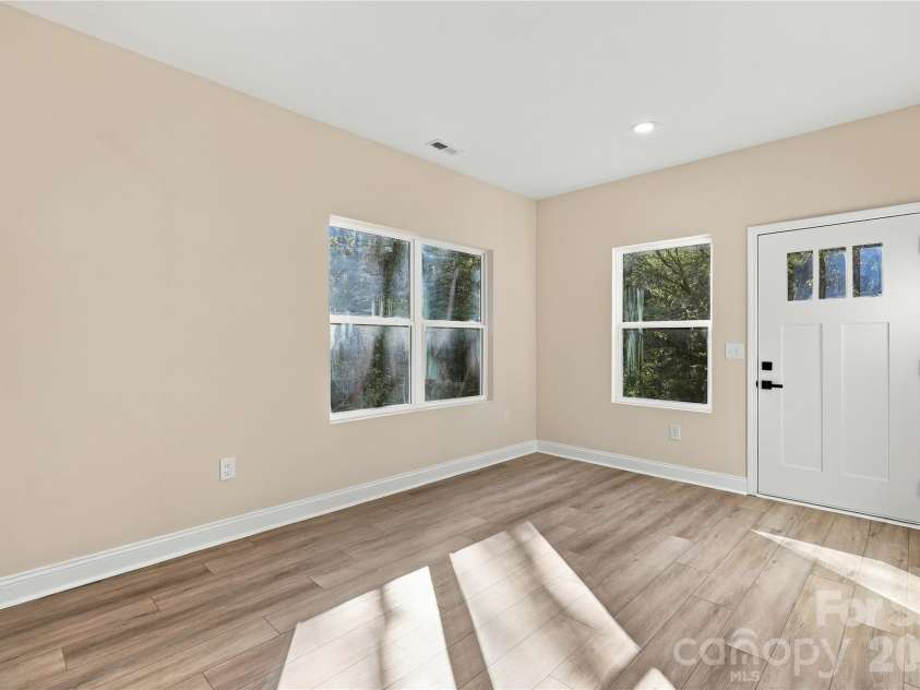 2275 Jake Alexander Boulevard, Salisbury, NC 28146.  MLS# CAR4421580, YatesRealty ID 58557. 