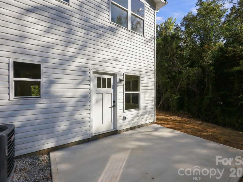 2275 Jake Alexander Boulevard, Salisbury, NC 28146.  MLS# CAR4421580, YatesRealty ID 58557. 