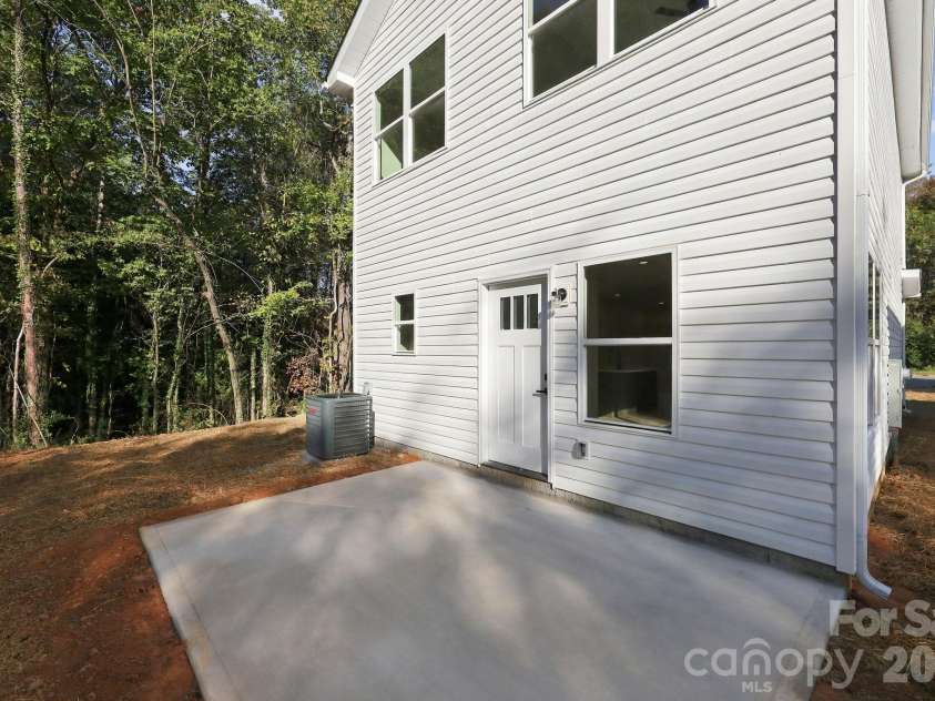 2269 Jake Alexander Boulevard, Salisbury, NC 28146.  MLS# CAR4421582, YatesRealty ID 58558. 