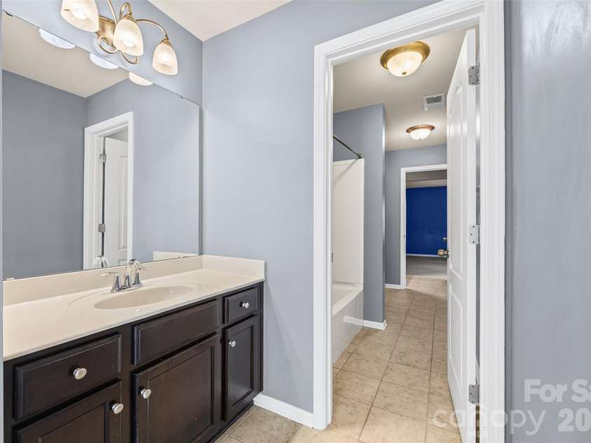 1677 Fairntosh Drive, Fort Mill, SC 29715.  MLS# CAR4436893, YatesRealty ID 58562. 