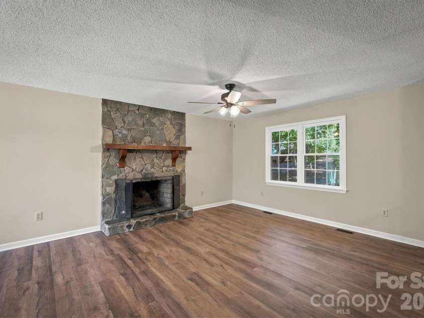 306 New Orleans Boulevard, Morganton, NC 28655.  MLS# CAR4432848, YatesRealty ID 58567. 