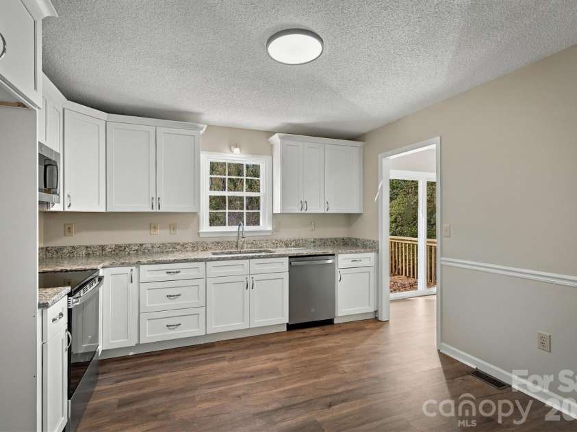 306 New Orleans Boulevard, Morganton, NC 28655.  MLS# CAR4432848, YatesRealty ID 58567. 