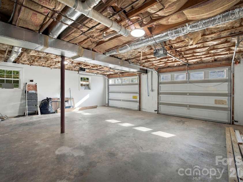 306 New Orleans Boulevard, Morganton, NC 28655.  MLS# CAR4432848, YatesRealty ID 58567. 