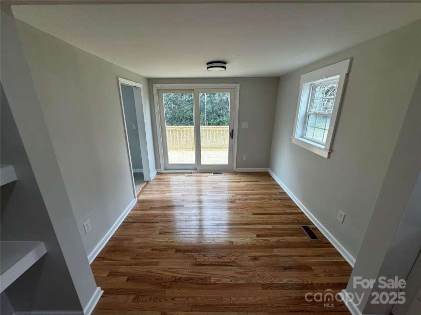 112 Mccray Avenue, Kannapolis, NC 28081.  MLS# CAR4207408, YatesRealty ID 5857. 