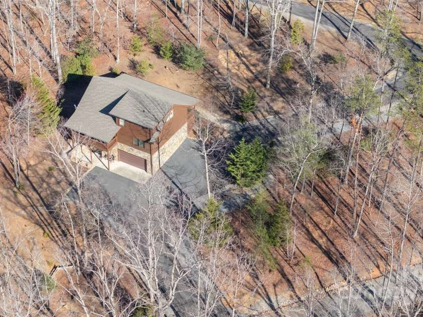 215 Outback Trail, Nebo, NC 28761.  MLS# CAR4235221, YatesRealty ID 5859. 