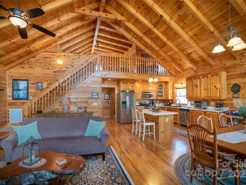 215 Outback Trail, Nebo, NC 28761.  MLS# CAR4235221, YatesRealty ID 5859. 