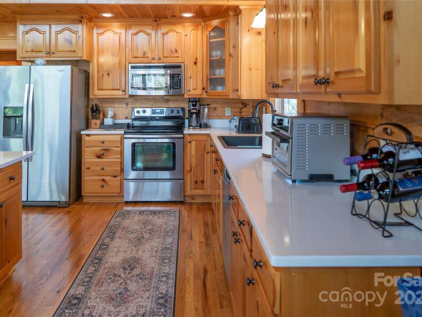 215 Outback Trail, Nebo, NC 28761.  MLS# CAR4235221, YatesRealty ID 5859. 