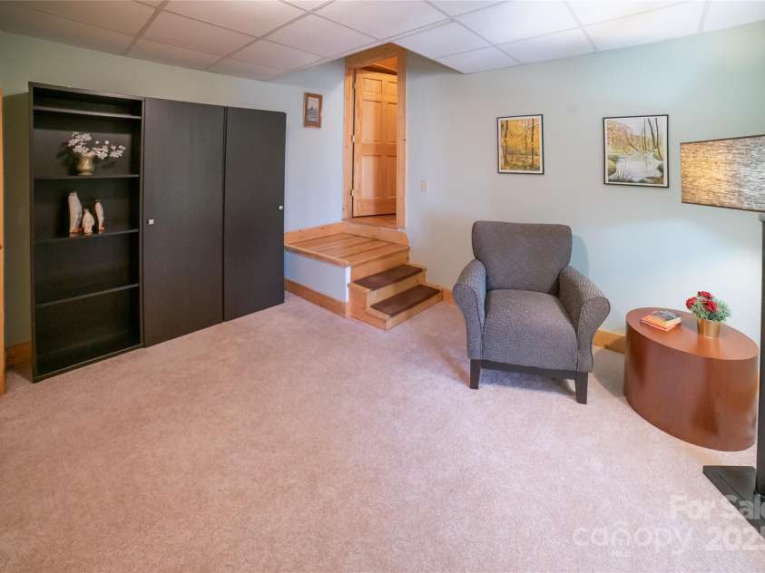 215 Outback Trail, Nebo, NC 28761.  MLS# CAR4235221, YatesRealty ID 5859. 