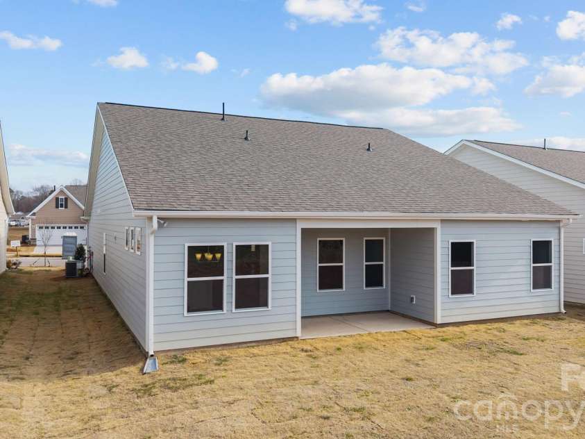 5048 Barbara Jean Lane, Wingate, NC 28174.  MLS# CAR4324857, YatesRealty ID 5859. 