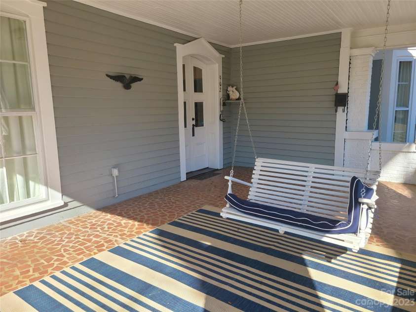 902 Ashe Avenue, Newton, NC 28658.  MLS# CAR4103600, YatesRealty ID 586. 