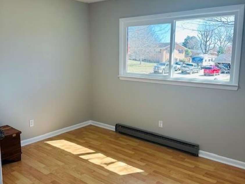 344 Circleview Drive, Shelby, NC 28150.  MLS# CAR4325389, YatesRealty ID 5860. Bedroom