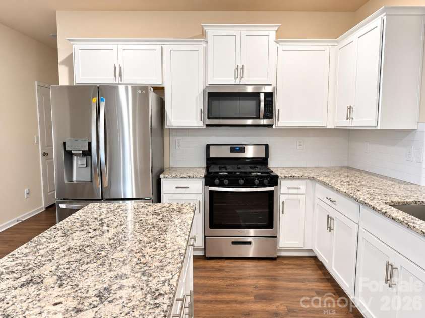 129 Sierra Road, Mooresville, NC 28117.  MLS# CAR4436733, YatesRealty ID 58604. 