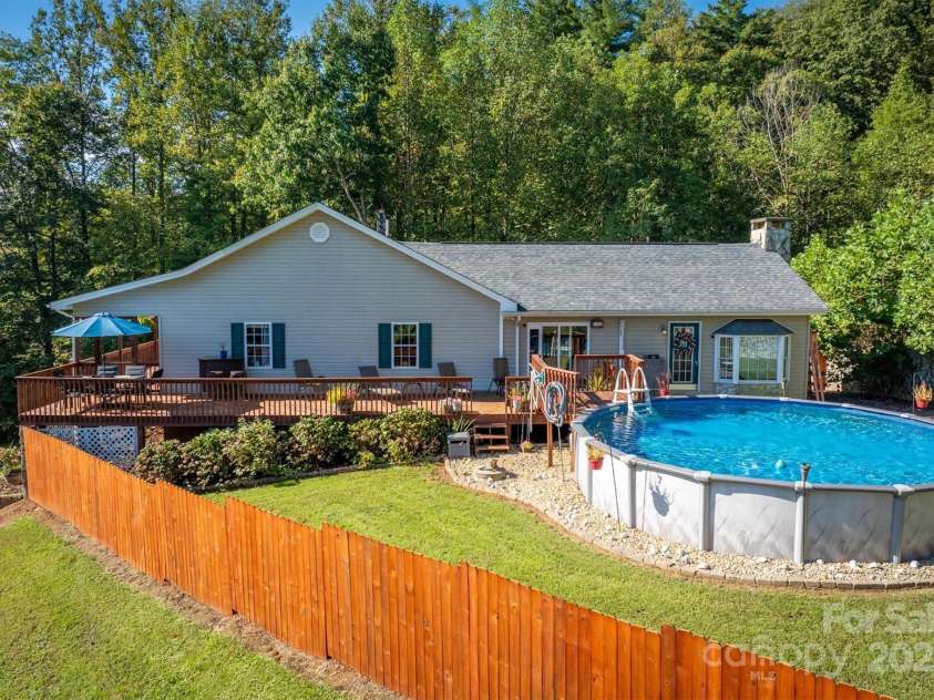 5933 Nubbin Creek Road, Lenoir, NC 28645.  MLS# CAR4299119, YatesRealty ID 5861. 